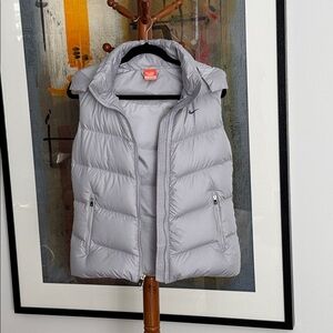 Nike The Athletic Dept. Women’s Puffer Vest